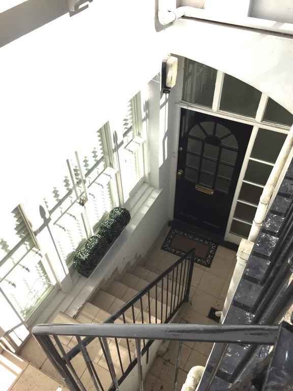 Victoria Station Apartment Лондон Экстерьер фото