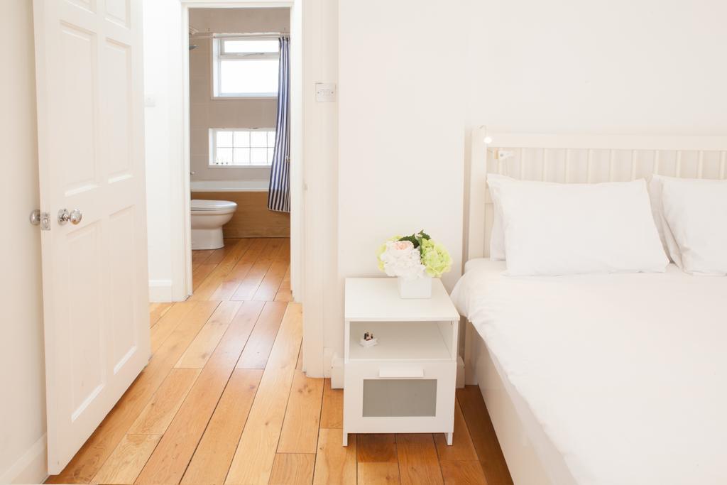 Victoria Station Apartment Лондон Экстерьер фото