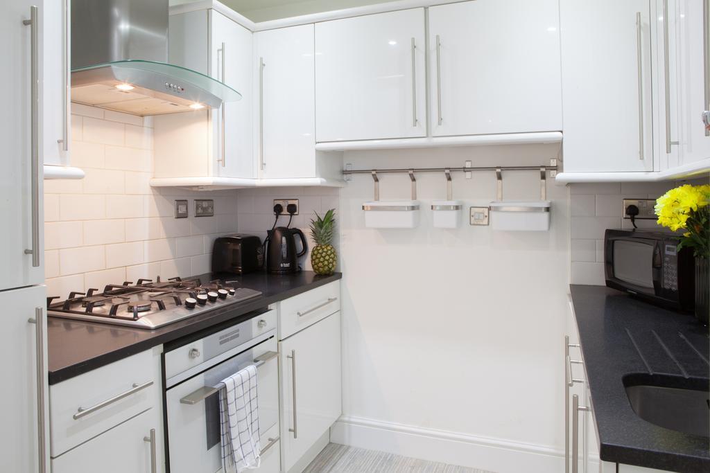 Victoria Station Apartment Лондон Экстерьер фото