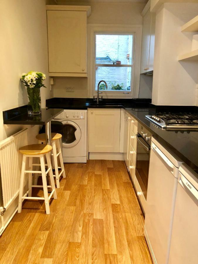 Victoria Station Apartment Лондон Экстерьер фото