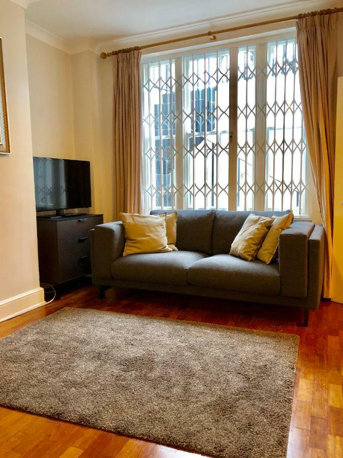Victoria Station Apartment Лондон Экстерьер фото